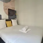 Appartement Lumineux Proche Saint-Lazare - 8P